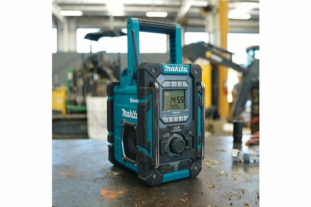 Makita DMR300 Bouwradio met laadfunctie voor LXT 18V &amp; CXT 12V accu&#039;s - Bluetooth - FM